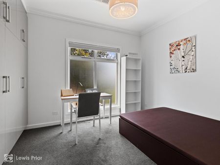 Executive Furnished Modern Living Between the City and the Sea - Photo 4