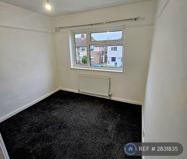 2 bedroom maisonette to rent - Photo 3