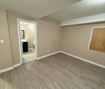 For Lease - 75 Alpaca Drive Unit# Lower, Richmond Hill, Ontario - Photo 2