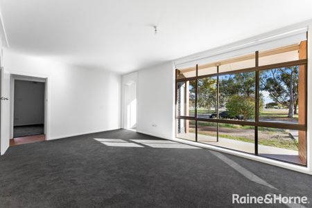 180 Peachey Road, Davoren Park, SA 5113 - Photo 4