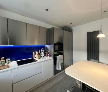 4 bedroom townhouse to rent - Photo 6