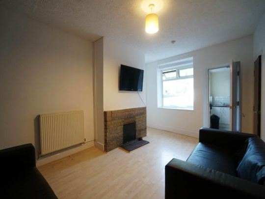 33 Penchwintan Road - Photo 1