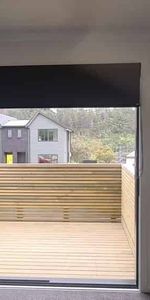 Brand New 3 Bedroom 2 Bathroom Townhouse in Whitby - Photo 4