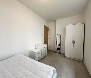 West Parade Flats, Halifax - Photo 2