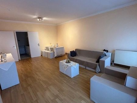 Service-appartement in centrum Brugge, met zicht op prachtige tuin - Photo 2