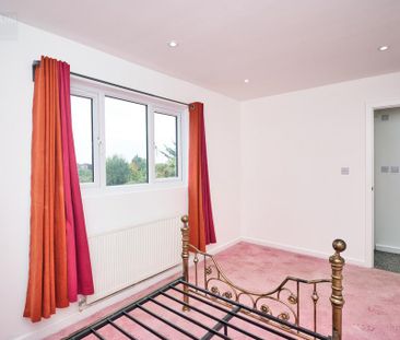 5 bedroom semi-detached house to rent - Photo 4