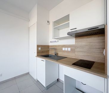 T2 récent 2 stationnement, terrasse et climatisation - Photo 2