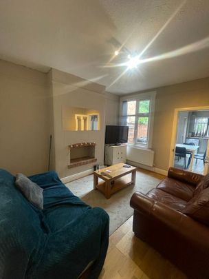 20 Arthur Street - Brand New Kitchen & Great LocationLoughborough - Photo 1