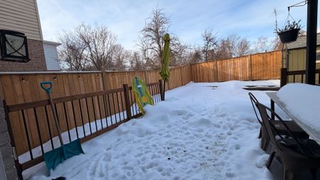 For Lease - 7 Rak Court, Bradford West Gwillimbury, Ontario - Photo 4