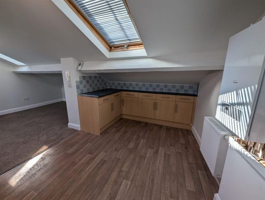 Flat 5 13A Castle Foregate, Shrewsbury, SY1 2DJ - Photo 1