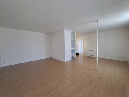 Location Appartement 2 pièces 55m² VICHY 03200 - Photo 2