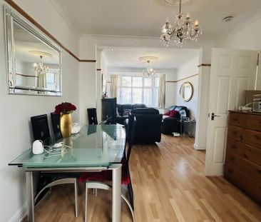 4 bedroom terraced house to rent - Photo 1