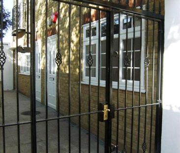 The Mews, Turnpike Lane, N8 - Photo 4