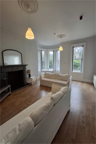 Apt 2, 12 Deramore Park - Photo 2