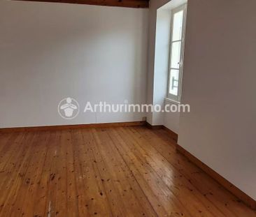Location Appartement 3 pièces 44 m2 à Saint-Jean-d'Angély - Photo 4