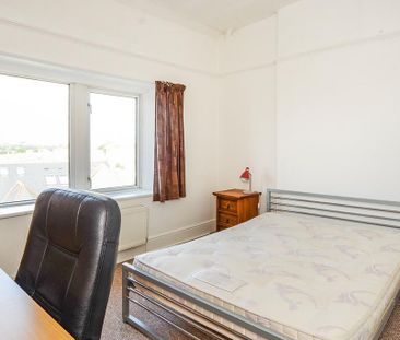 3 bedroom house share to rent - Photo 2