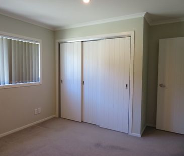 WAINUIOMATA LIVING - Photo 2