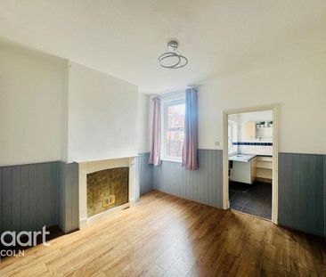 2 bedroom terraced house to rent - Photo 4