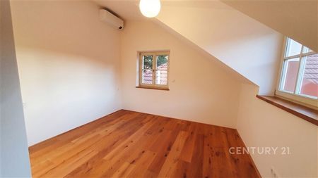 Pronájem bytu 2+1 83 m - Photo 2