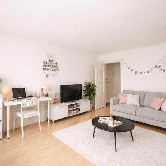 Portelet Street, E1 - Photo 1