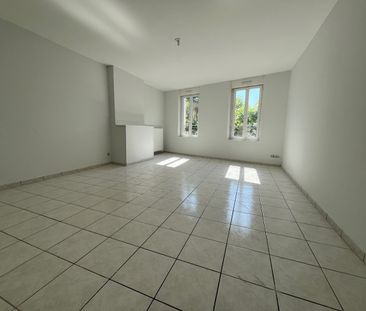 Location Appartement 3 pièces 87m² - Photo 3