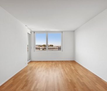 Living in the new HELLO Aarburg, right next to the train station - Photo 3