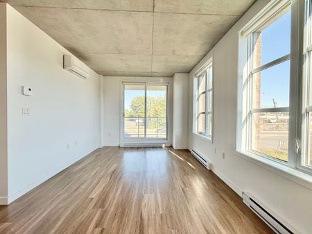 5200 Boul. Henri Bourassa O. Montréal (Saint-Laurent), QC H4R - Photo 3