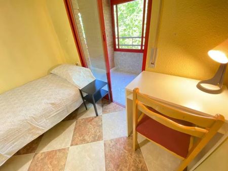 Calle del Cabo Machichaco, Madrid, Community of Madrid 28053 - Photo 5