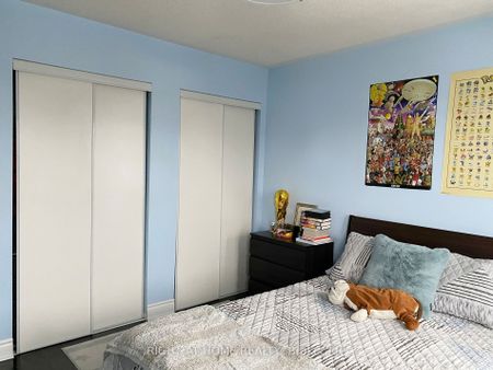 For Lease - 2346 Bankside Drive, Mississauga, Ontario - Photo 2