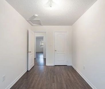 For Lease - 31 Shiff Crescent, Brampton, Ontario - Photo 2