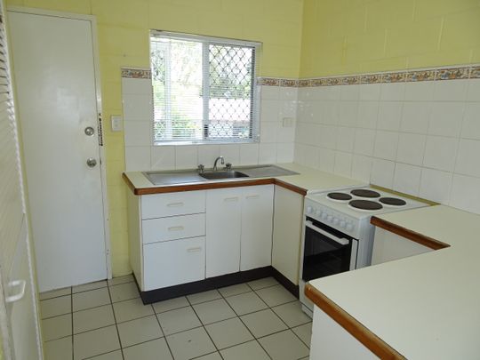 Convenient Living in the Heart of Manunda - Photo 1