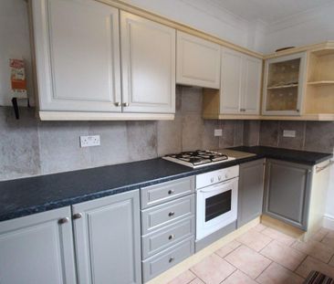 4 bedroom terraced house to rent - Photo 6