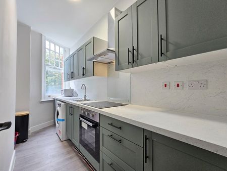 Room in a Shared Flat, Fortis Green Road, N10 - Photo 5