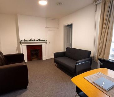 4 bedroom terraced house to rent - Photo 6