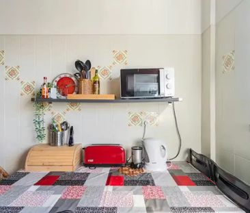 Rua do Poder Local, Pontinha, Lisbon 1675-183 - Photo 1