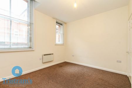 1 bed Apartment for Rent - Photo 5
