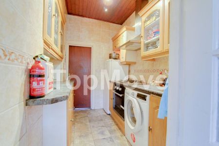House share to rent - Photo 4