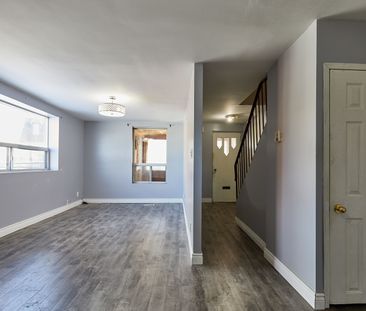 For Lease - 224 Old Weston Road, Toronto, Ontario - Photo 2