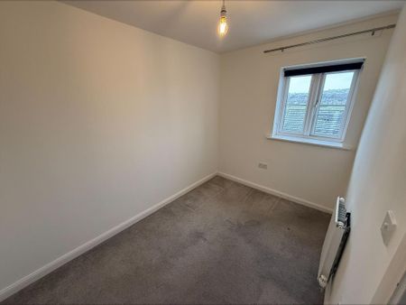 4 bedroom detached house to rent - Photo 4