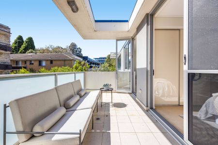 Modern Comfort and Convenience - Photo 5