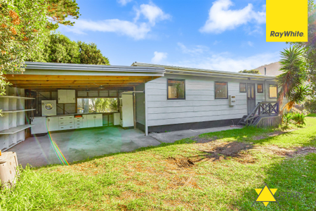 276 Bethells Road, Bethells Beach - Photo 5