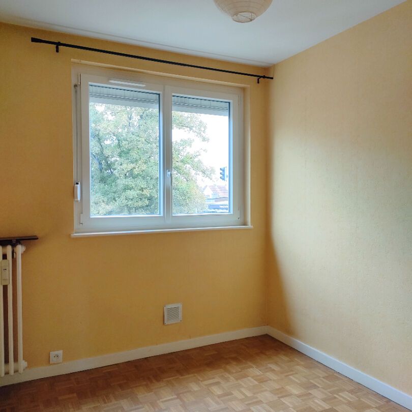 Location Appartement 4 pièces 80m² - Photo 1