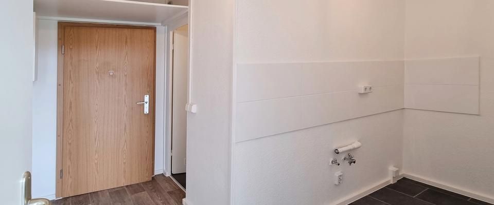 *RENOVIERTE WOHNUNG ab Februar 2026* - Photo 1