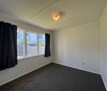 21 McBurney Place, Mangere East, Auckland - Photo 6