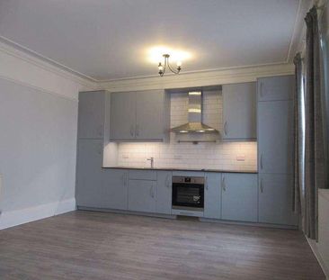 Church Street, Malvern, Worcestershire, WR14 - Photo 4