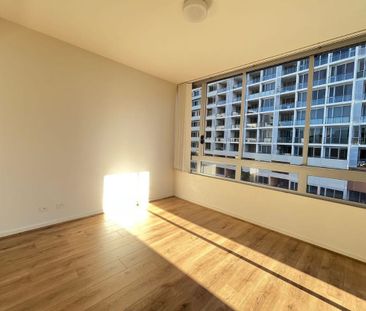 Modern 1-Bedroom Apartment for lease!!! - Photo 3