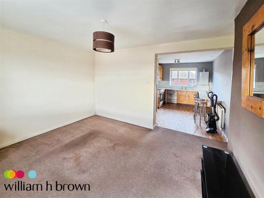 Teviot Avenue, Essex, Aveley - Photo 1