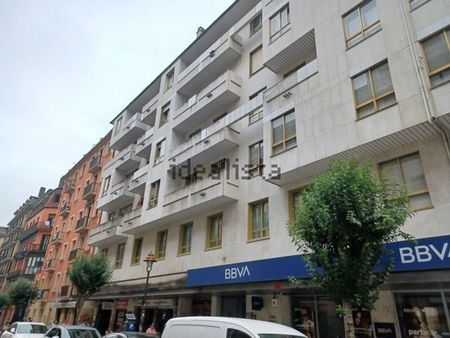 Alquiler de piso en Calle Matia - Photo 5