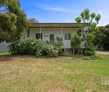 70 East St, North Wagga Wagga NSW 2650 - Photo 3