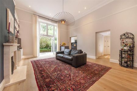 4 bedroom flat to rent - Photo 2